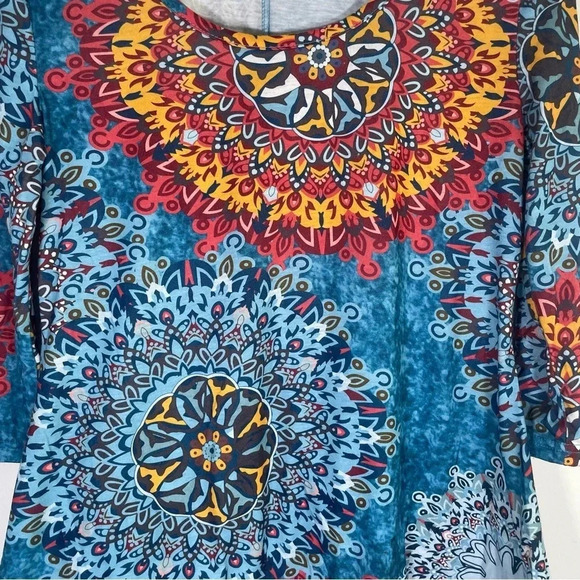 Nandashe Women’s Size Medium Geo Print Long Sleeve Blouse - Picture 2 of 7